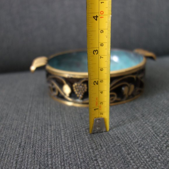 Fancy Ash Tray - Picture 9 of 11